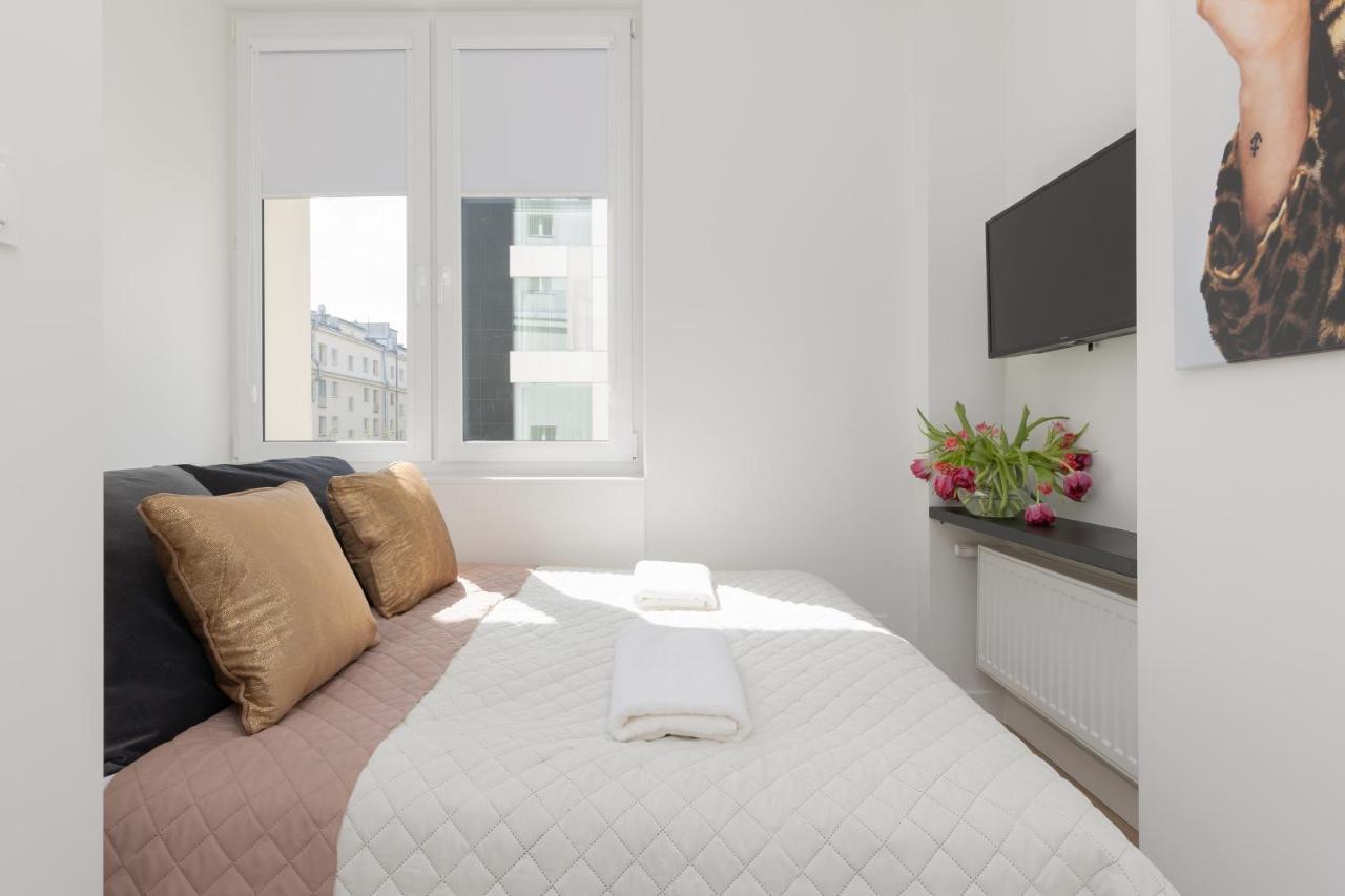 Fashionable City Center Apartment By Noclegi Renters Warszawa Eksteriør bilde