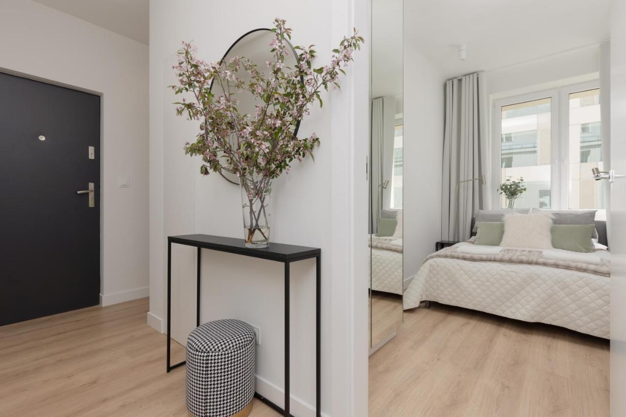 Fashionable City Center Apartment By Noclegi Renters Warszawa Eksteriør bilde